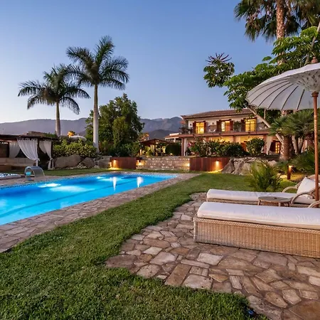 La Rosa De Vientos *